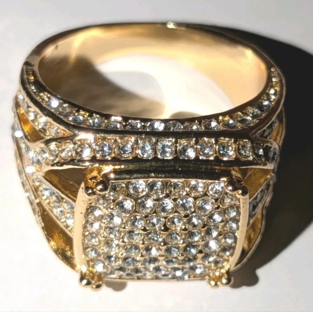 Gold and Silver Diamond Pavé Rings with Intricate Designs